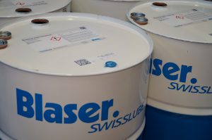 Conditionnements étiquetés chez Blaser Swisslube